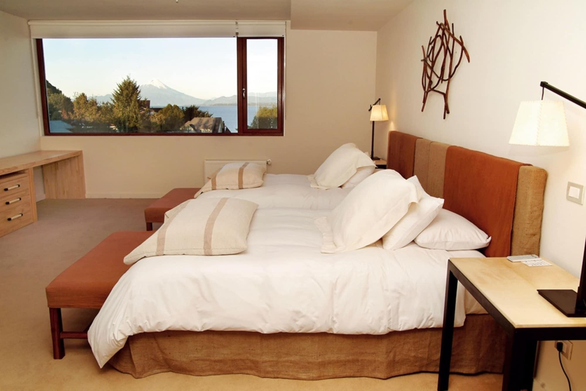 Enjoy Puerto Varas Exterior photo A bedroom at the hotel