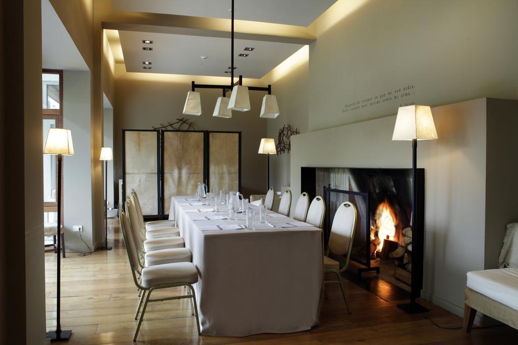 Enjoy Puerto Varas Exterior photo Restaurant