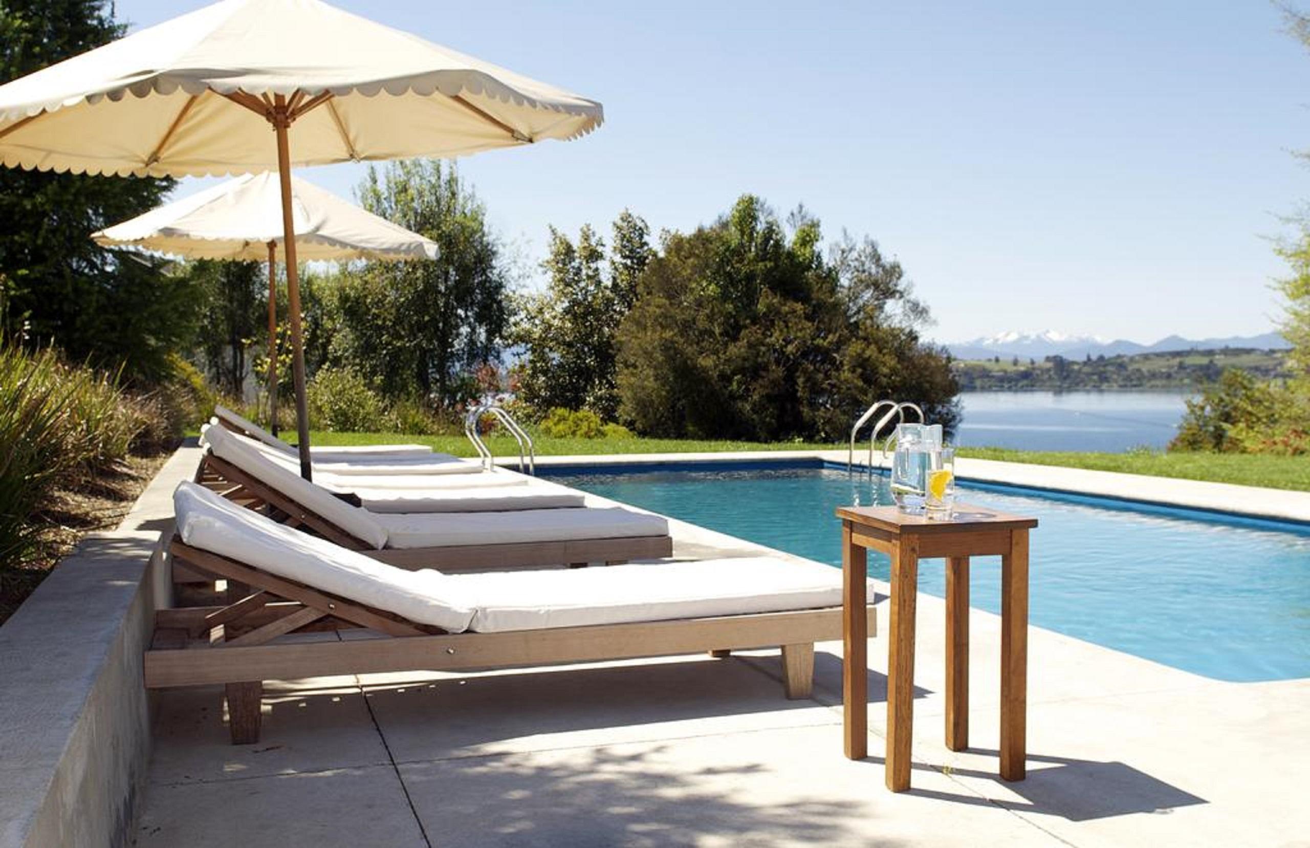 Enjoy Puerto Varas Exterior photo The pool at the Hotel de la Plage